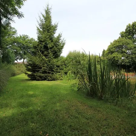 Les Ecuries Deroumard * Magneville