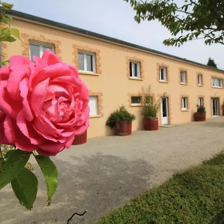 Les Ecuries Deroumard Bed & Breakfast Magneville